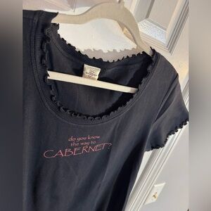 Gone Grape Women’s Wine Themed Black Short Sleeve T-shirt w/ Ruffle Trim Size XL